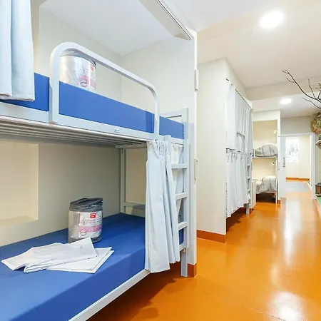 Turoqua Hostel *