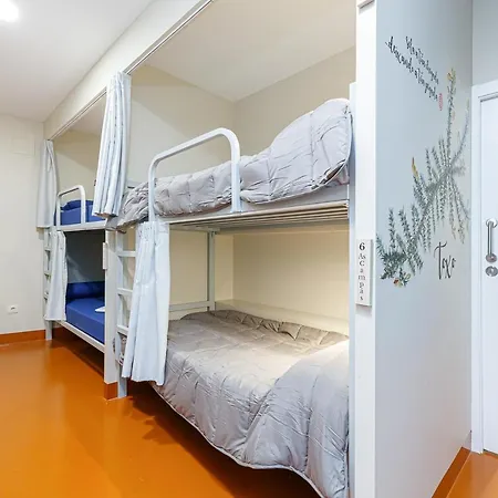 Turoqua Hostel *